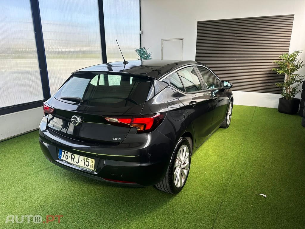 Opel Astra Dynamic S/S