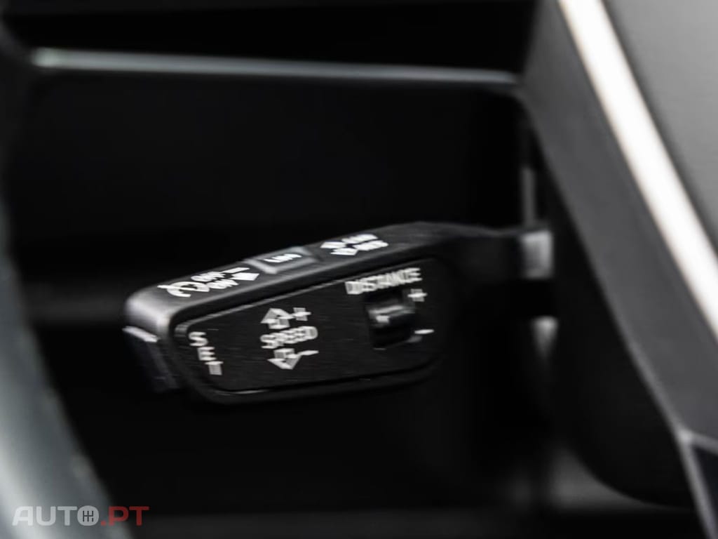 Audi E-Tron 55 S LINE BLACK I.V.A DEDUTIVEL 