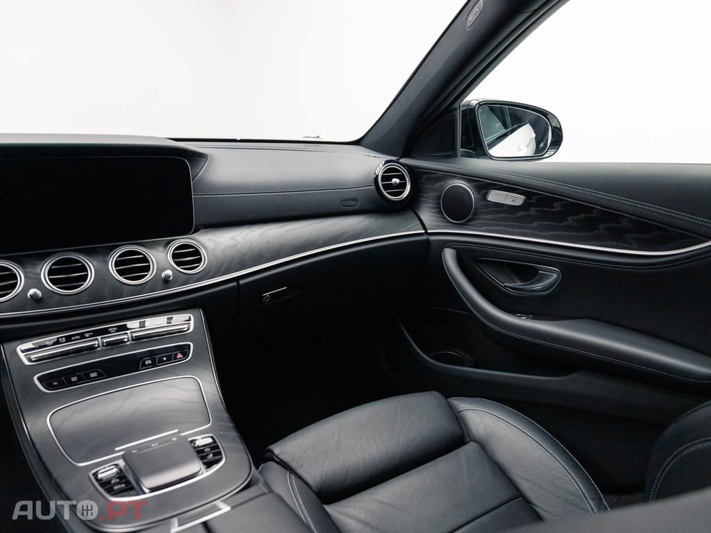 Mercedes-Benz E 300 de 9G-TRONIC AMG Line