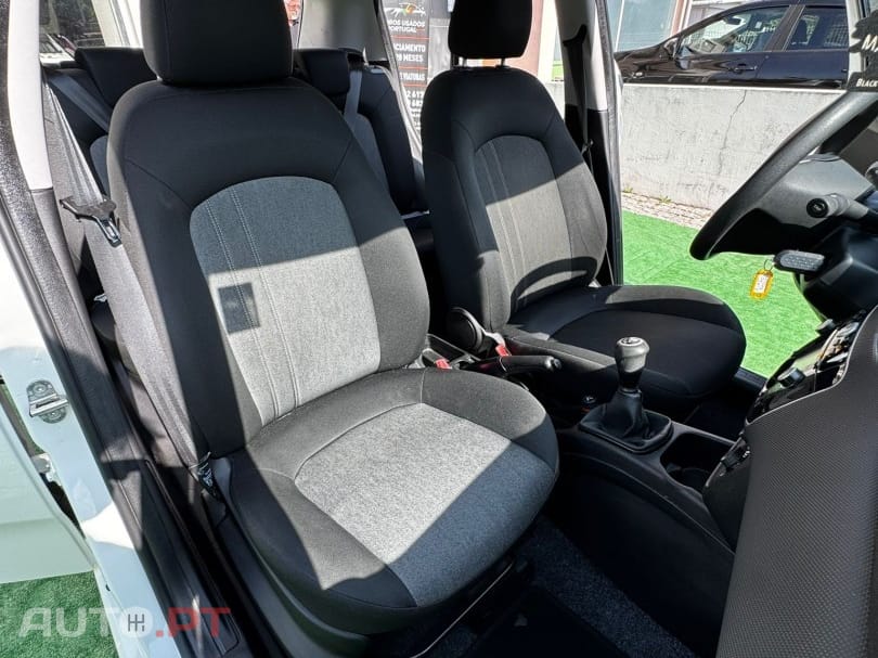 Fiat Punto 1.3 M-Jet Easy S&S