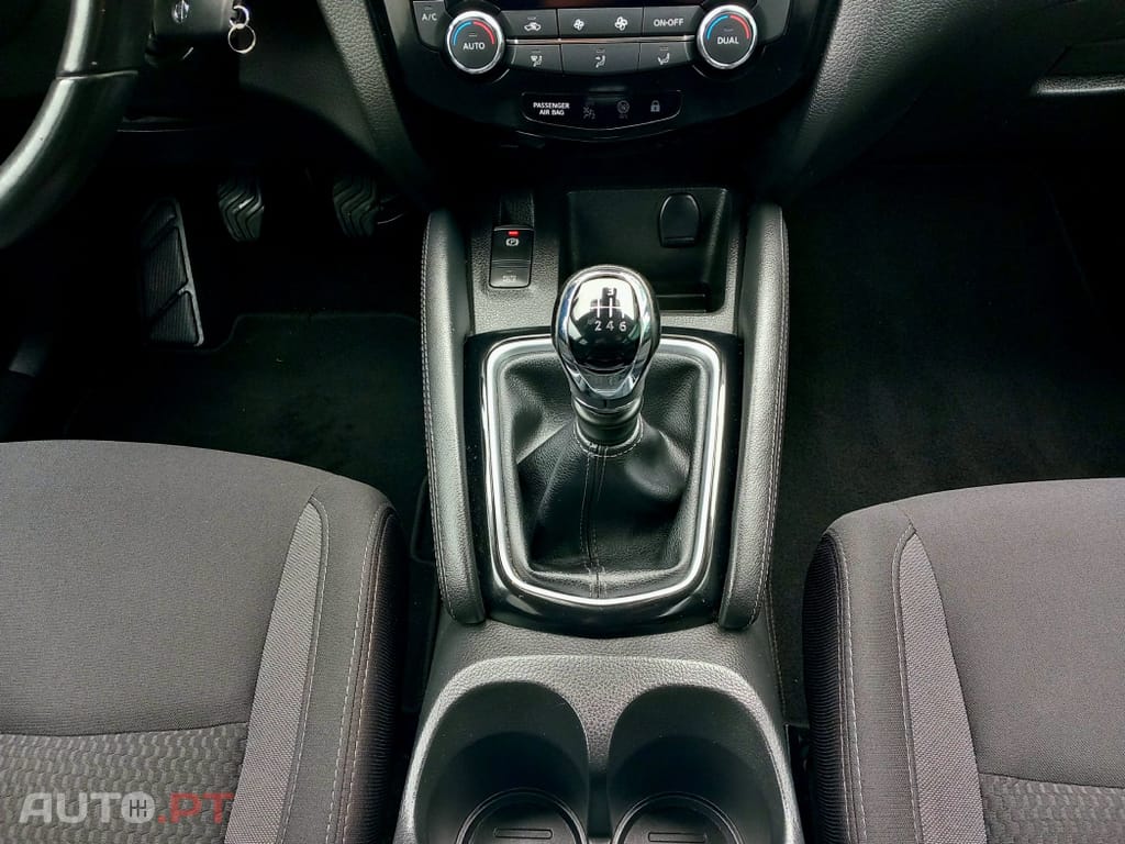 Nissan Qashqai 1.5 dCi N-Connecta Led