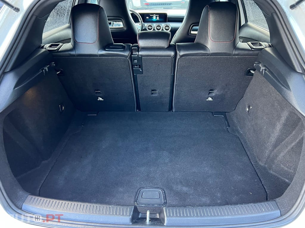 Mercedes-Benz A 180 d AMG Line Aut.