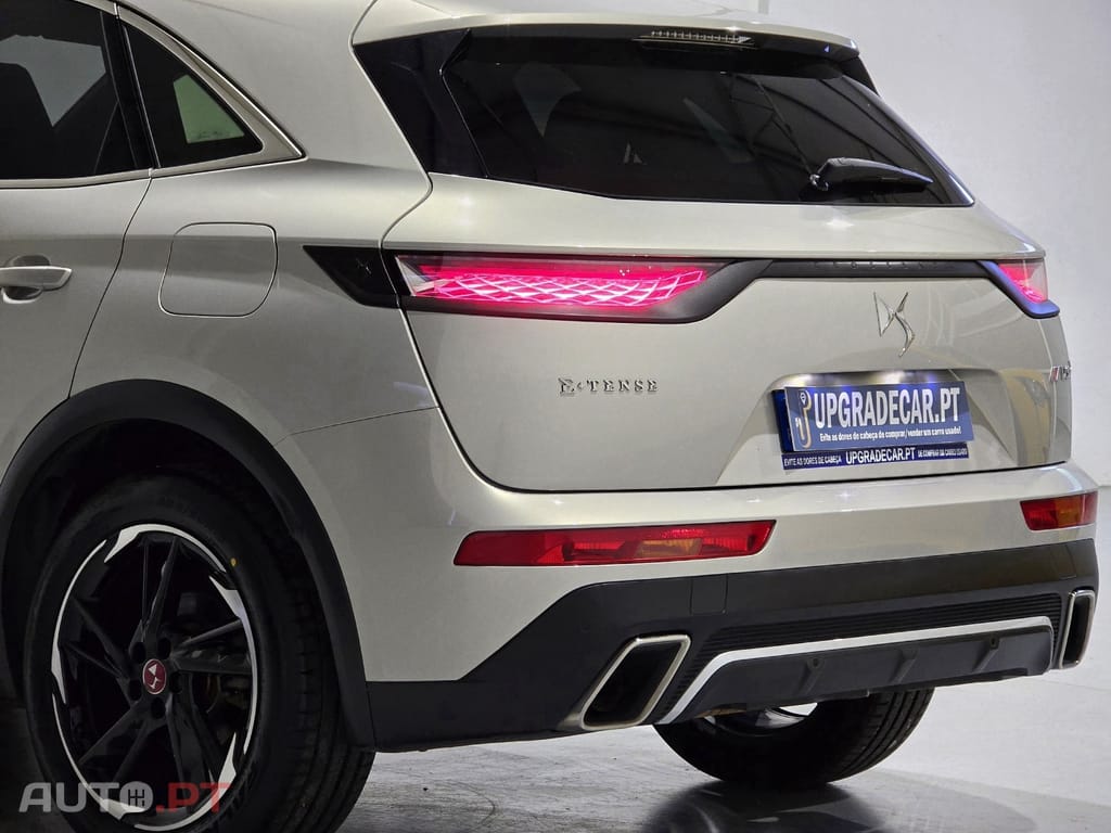 DS DS7 Crossback E-Tense Performance Line EAT8