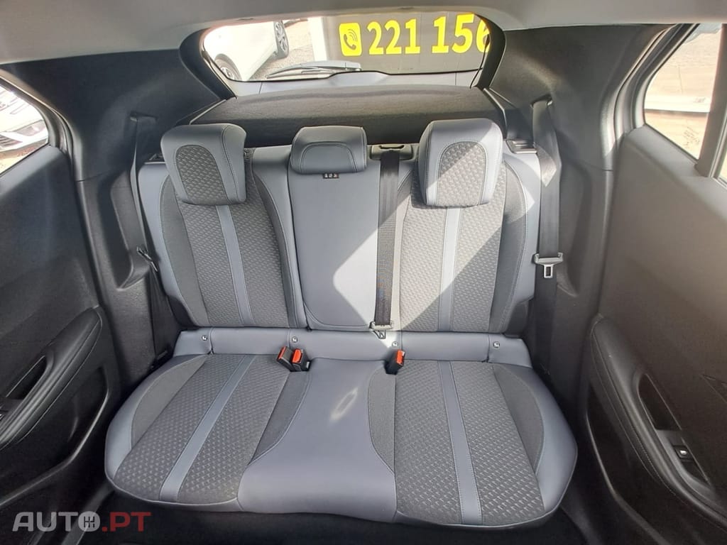 Peugeot 2008 1.2 PureTech Allure