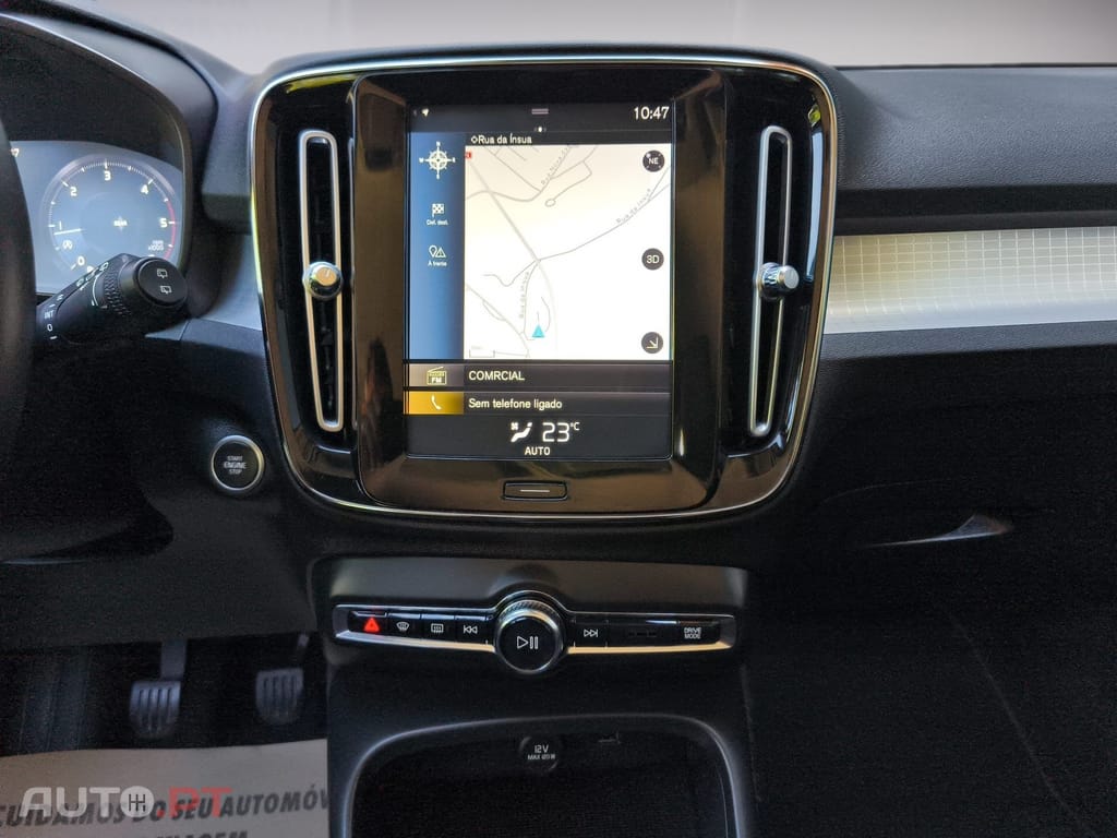 Volvo XC40 2.0 D3 Momentum Plus