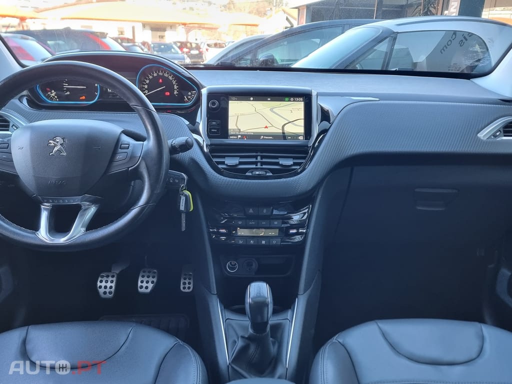 Peugeot 208 1.2 PureTech Style