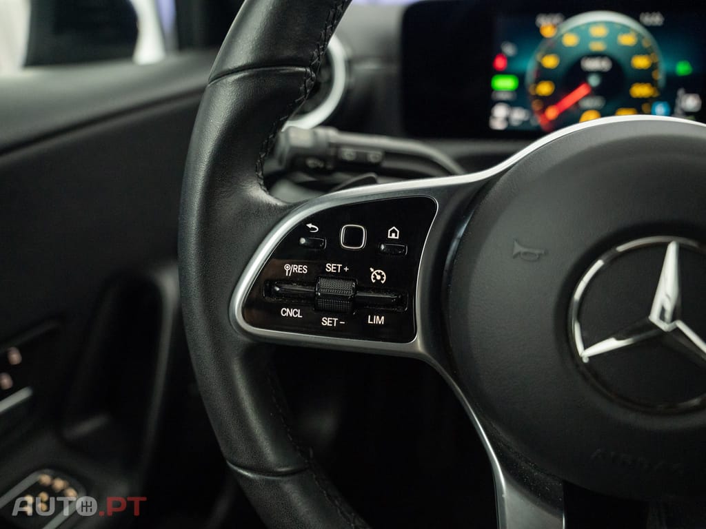 Mercedes-Benz A 250 e Style Plus