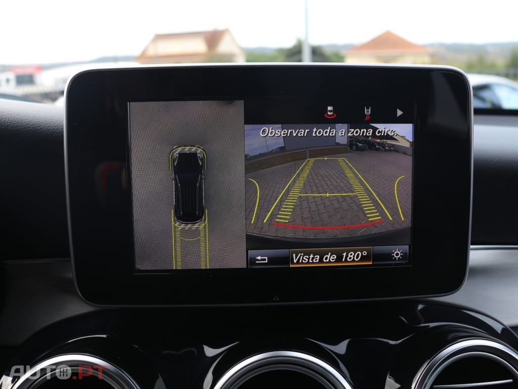 Mercedes-Benz GLC 220 D 4 Matic AMG Pack Night