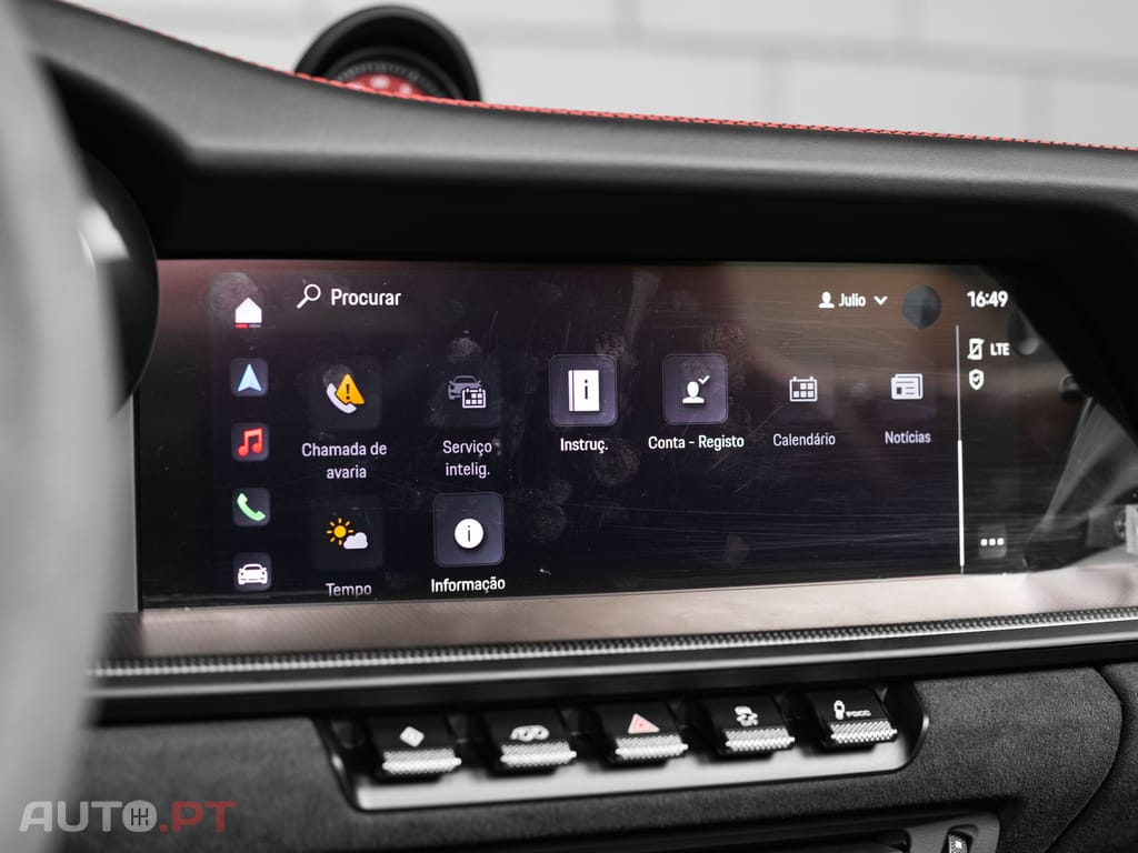 Porsche 992 Carrera 4 GTS PDK