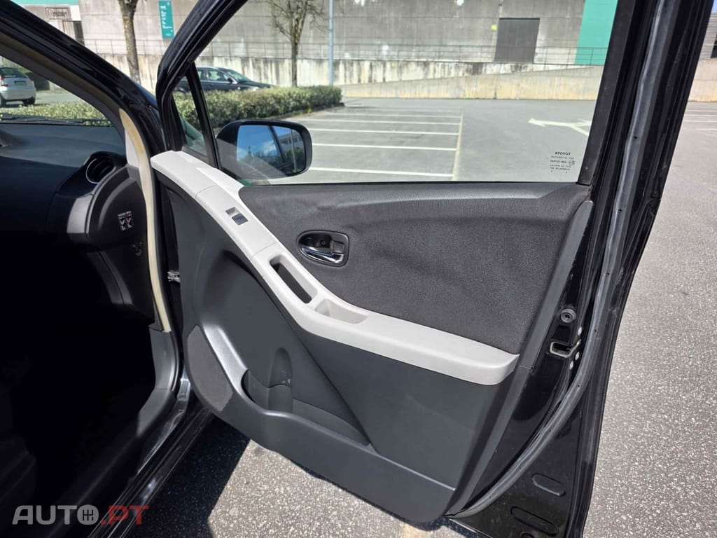 Toyota Yaris 1.4 D-4D AC