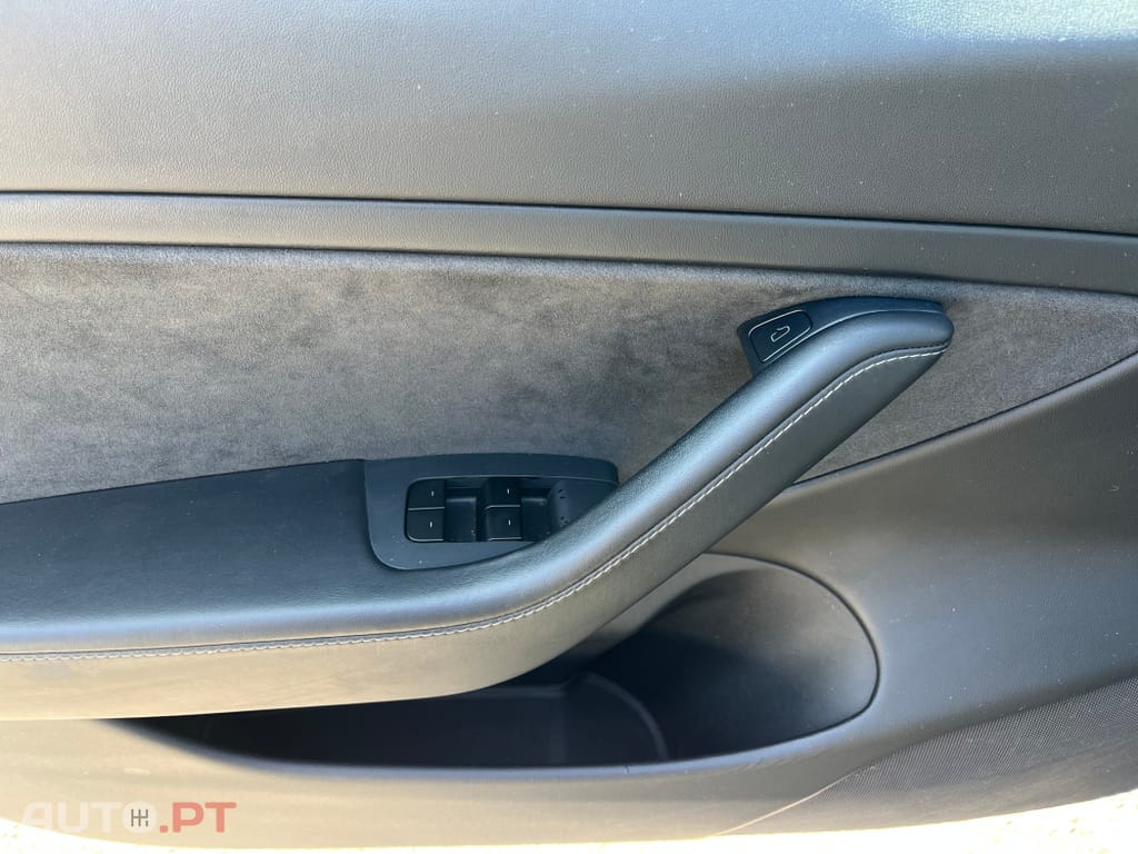Tesla Model 3 Long Range AWD Dual Motor