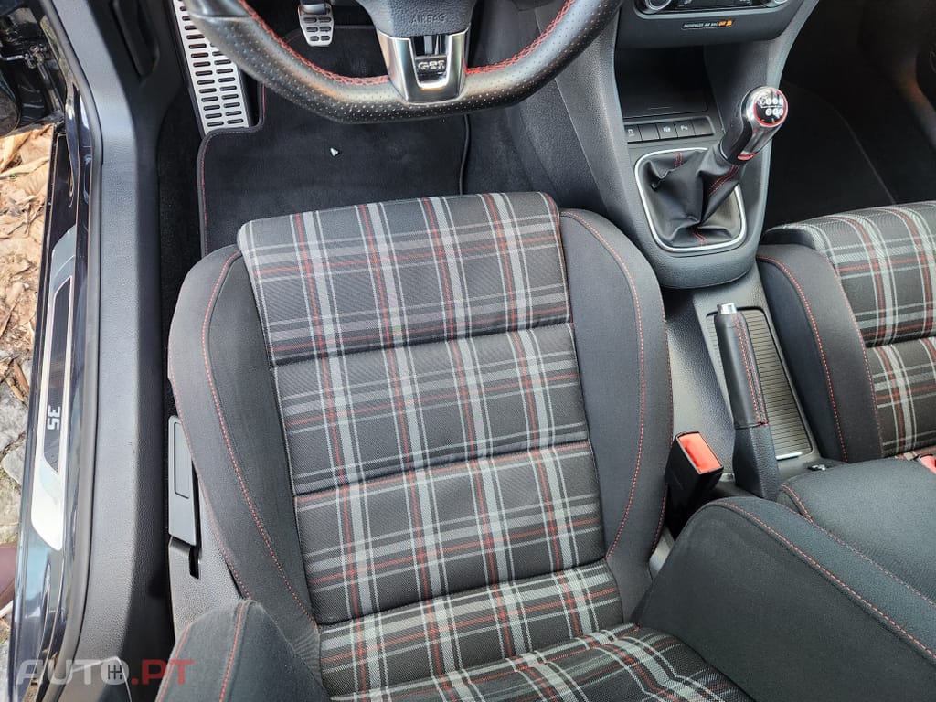 Volkswagen Golf 2.0 GTI Edition 35