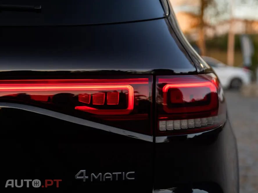 Mercedes-Benz EQB 300 4Matic AMG Line