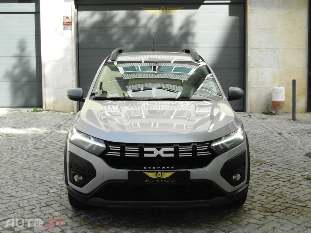 Dacia Sandero Stepway TCe 90 Essential