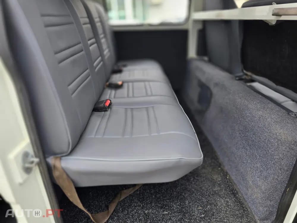 Toyota Dyna 250 (31BUE4) 3.5