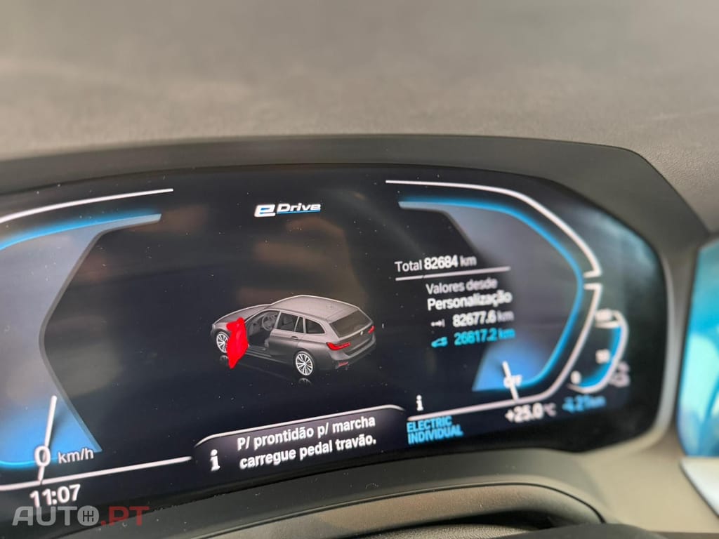 BMW 320 e Line Luxury Auto