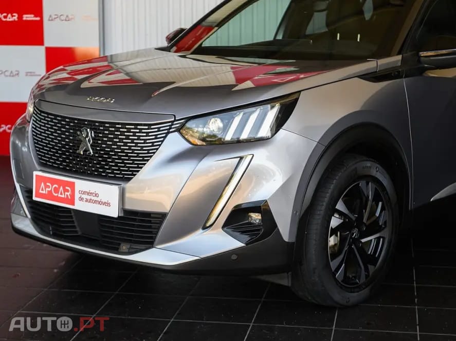 Peugeot E-2008 50 kWh GT Pack