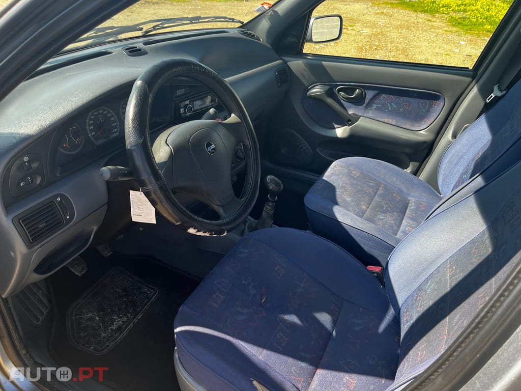 Fiat Palio Weekend 75