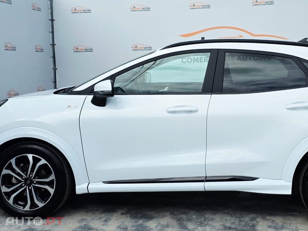 Ford Puma 1.0 EcoBoost MHEV ST-Line