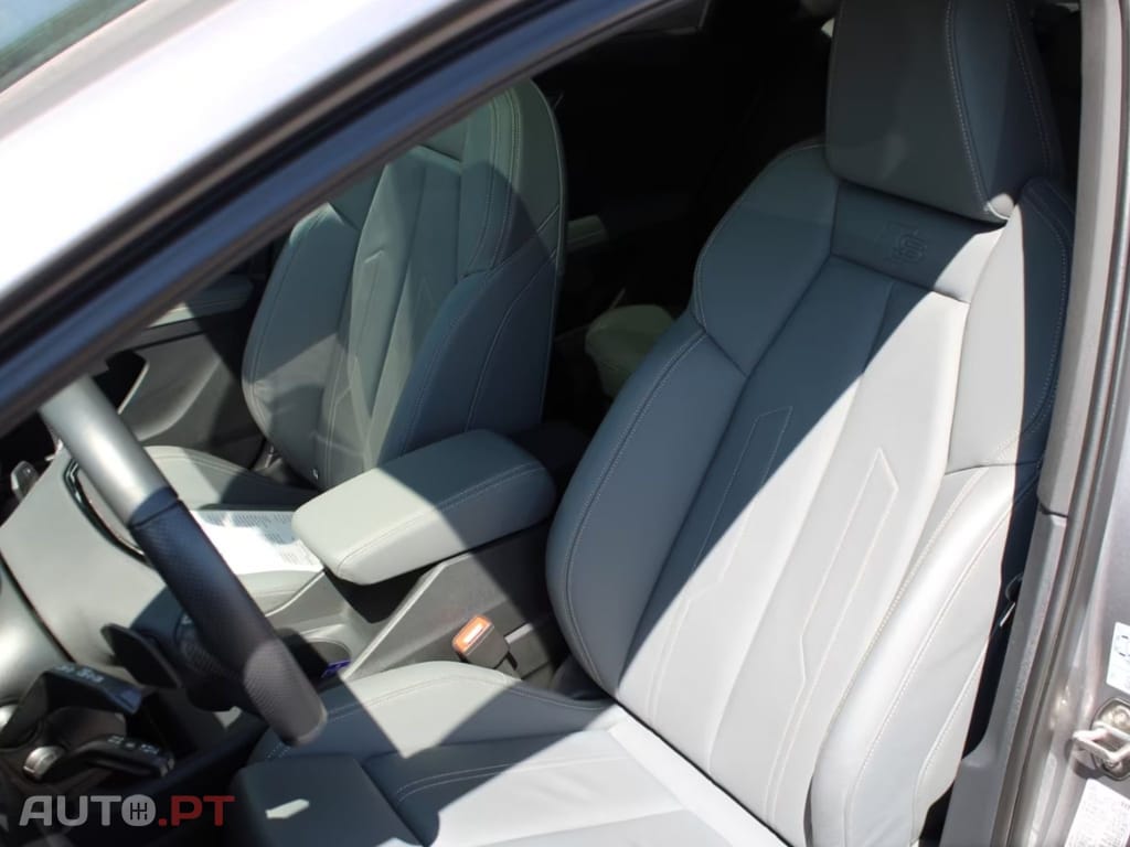 Audi Q4 E-Tron I.V.A DEDUTIVEL 50 quattro