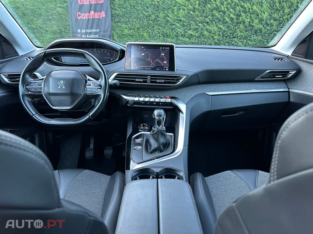 Peugeot 3008 1.2 PureTech Allure