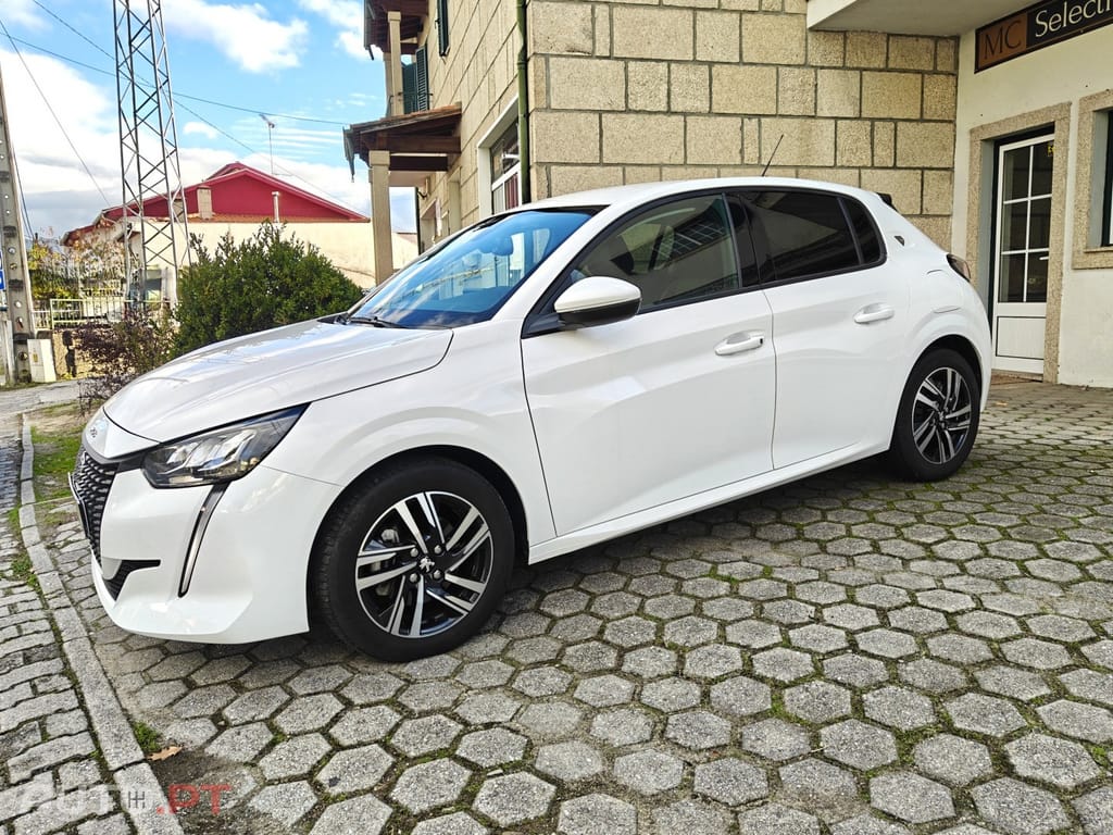 Peugeot 208 PureTech 100 Allure Pack