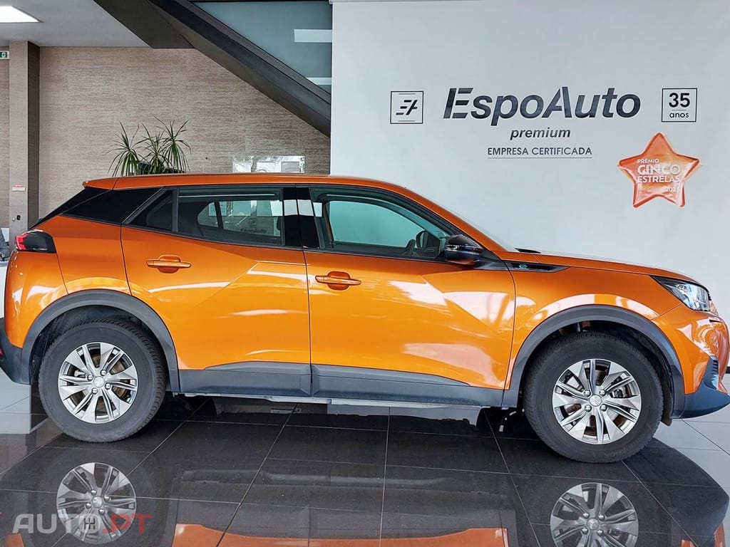 Peugeot E-2008 50 kWh Active Pack