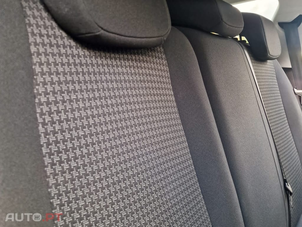 Peugeot 308 II 1.6 BlueHDi