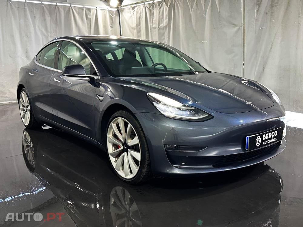 Tesla Model 3 Performance AWD