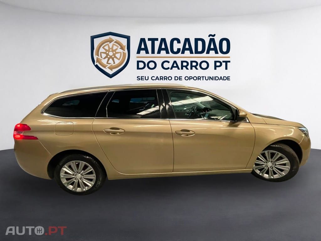 Peugeot 308 SW 1.2 PureTech Allure — fotografia 3