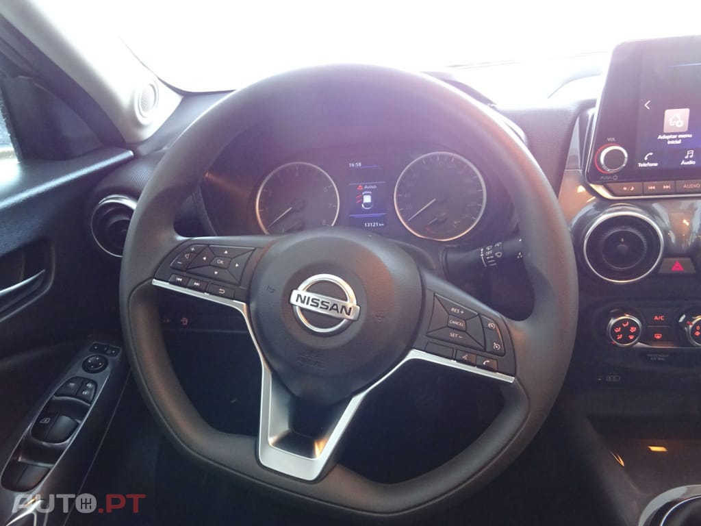 Nissan Juke 1.0 DIG-T N-Connecta