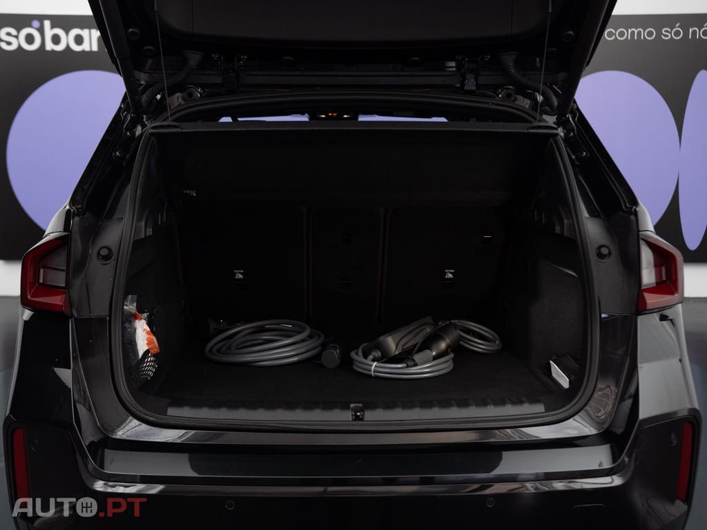 BMW iX1 xDrive30 Pack Desportivo M Pro