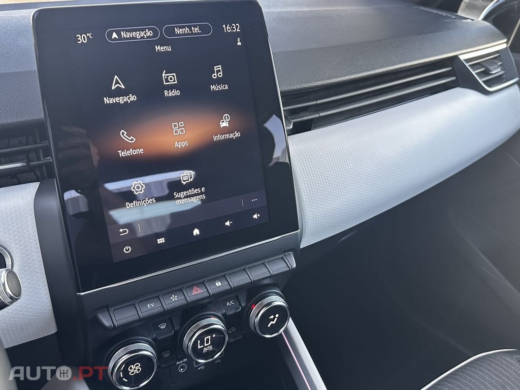 Renault Clio 1.6 E-Tech Exclusive