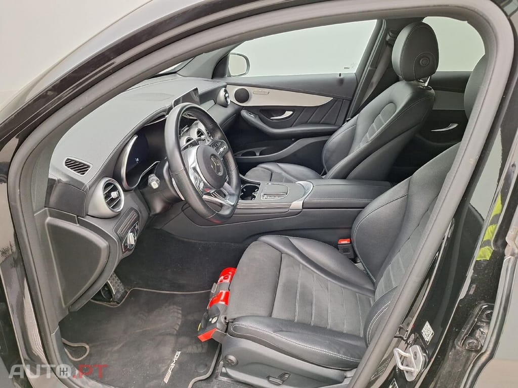 Mercedes-Benz GLC 300 de 4 Matic AMG Line