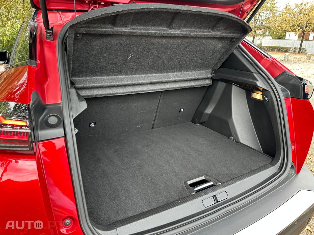 Peugeot 2008 1.2 PureTech GT Pack EAT8