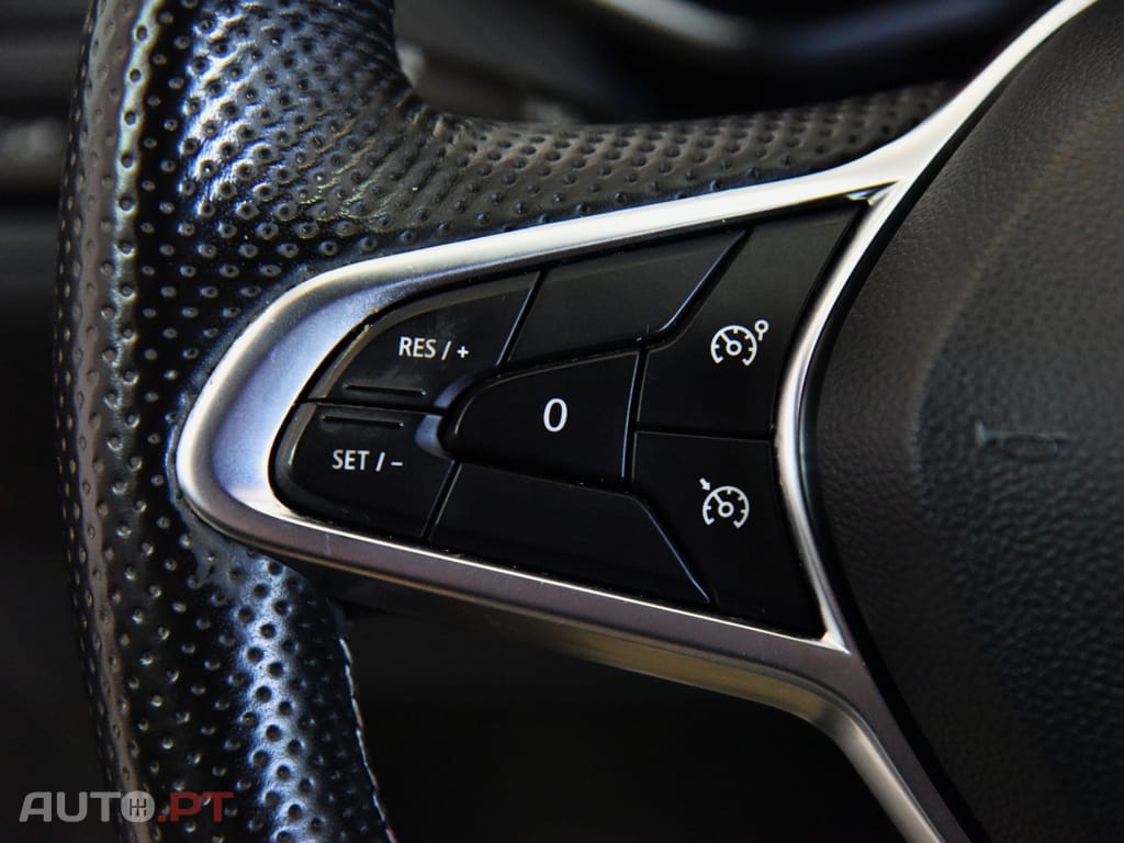 Renault Clio 1.0 TCe RS Line