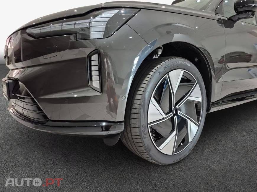 Volvo EX90 111 kWh Twin Motor Performance Ultra