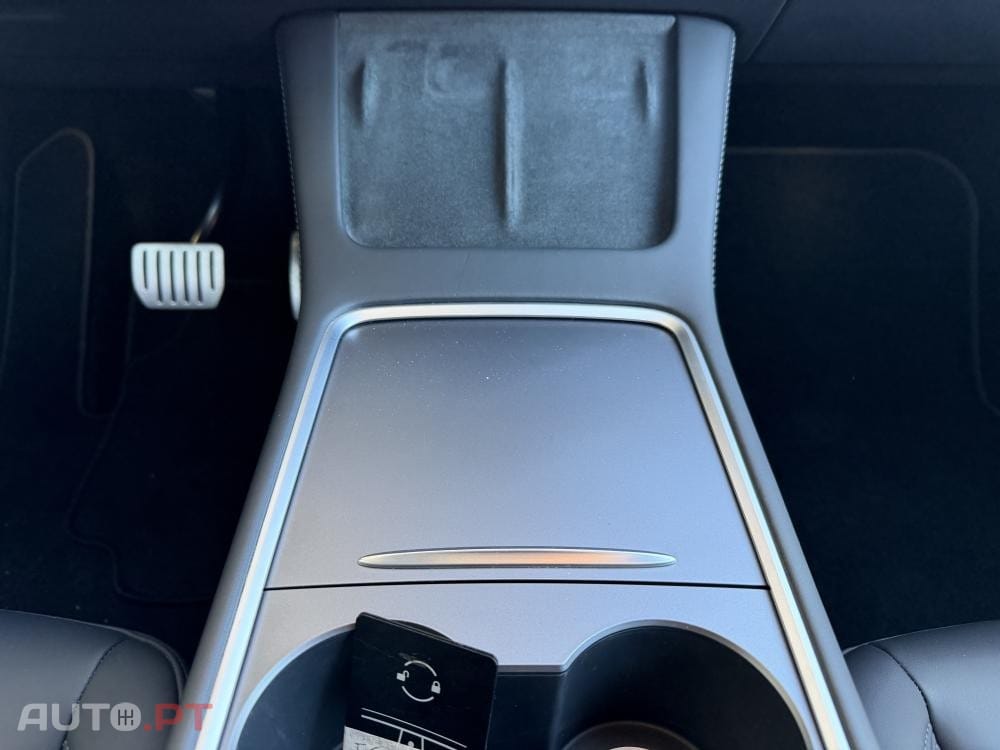 Tesla Model Y Performance Dual Motor AWD