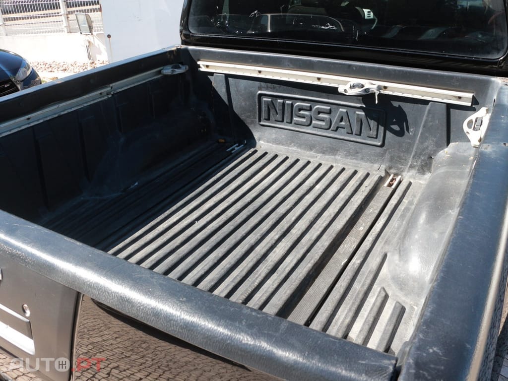 Nissan Navara 2.5 dCi CD LE