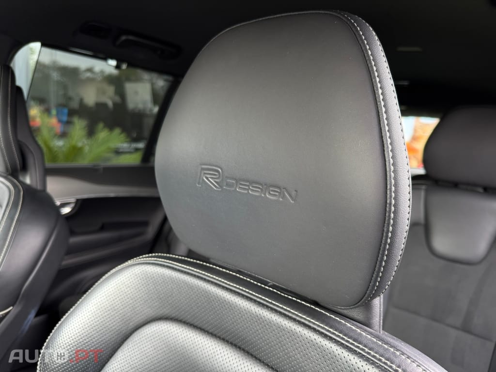 Volvo XC90 2.0 T8 PHEV R-Design AWD