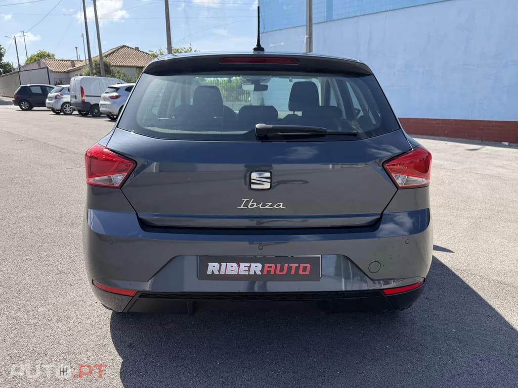 SEAT Ibiza 1.0 TSI Style DSG — fotografia 6