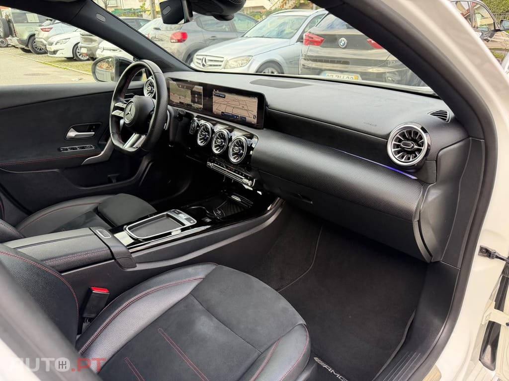 Mercedes-Benz A 250 e AMG Line