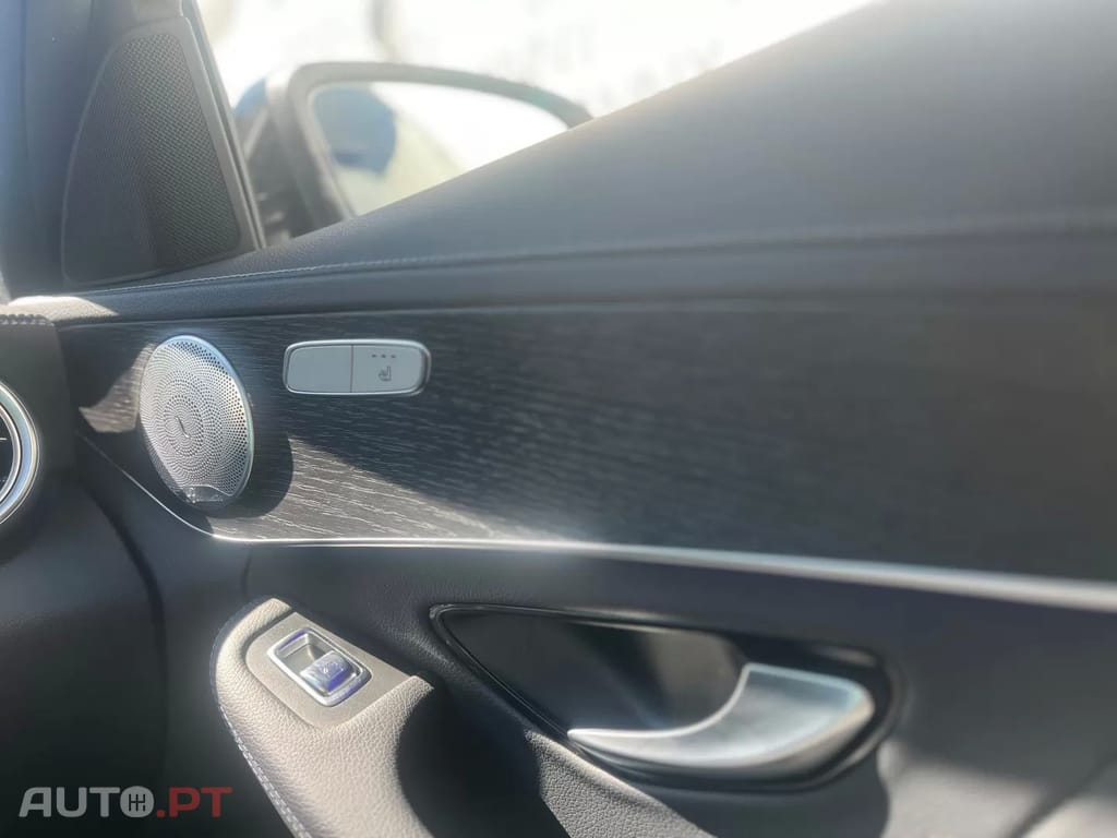 Mercedes-Benz C 300 BlueTEC Hybrid AMG Line