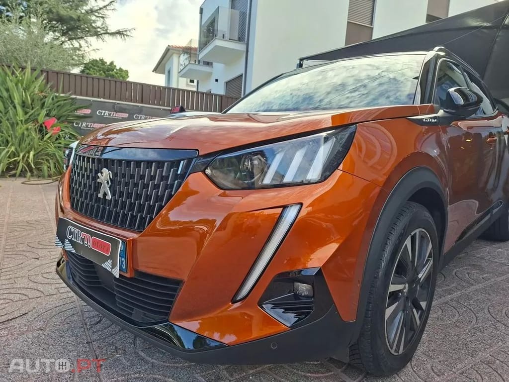 Peugeot 2008  Puretech 130 Stop Start Gt  Line Edition