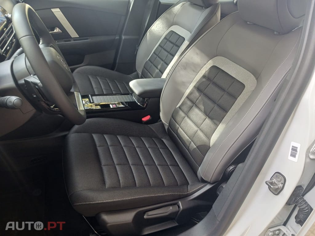 Citroen C4 1.2 Hybrid Plus e-DSC6