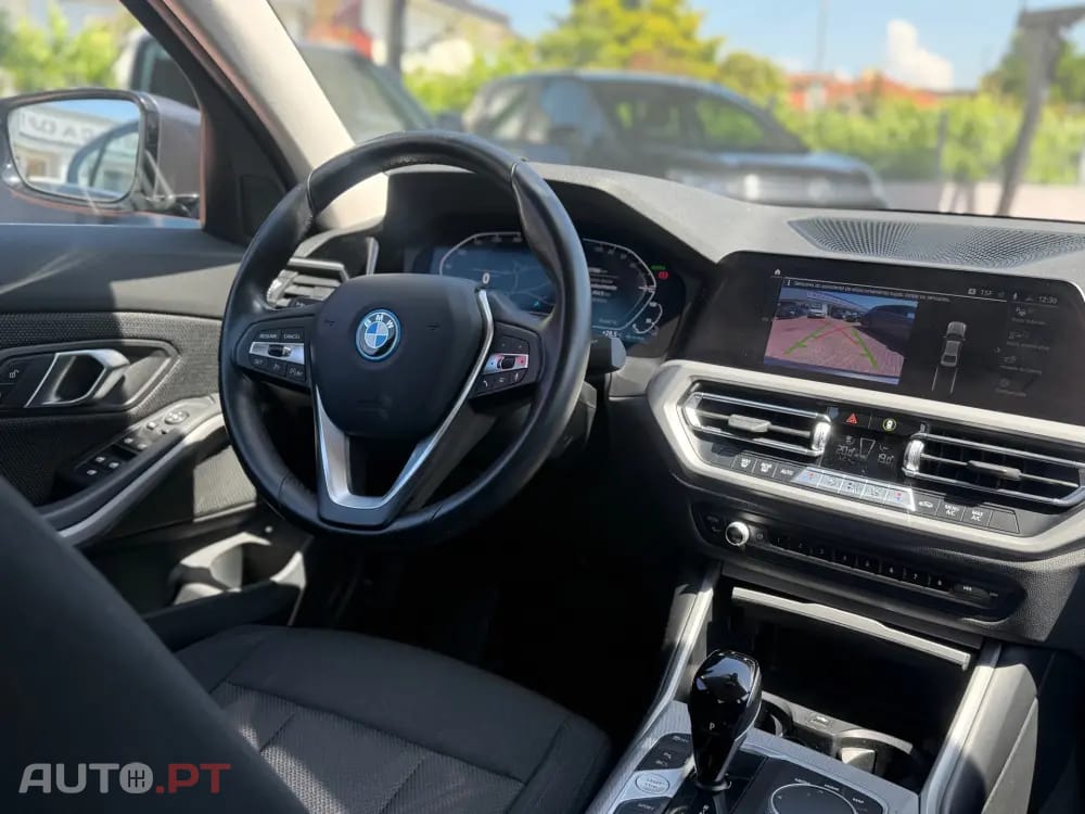 BMW 330 e Aut. Luxury Line