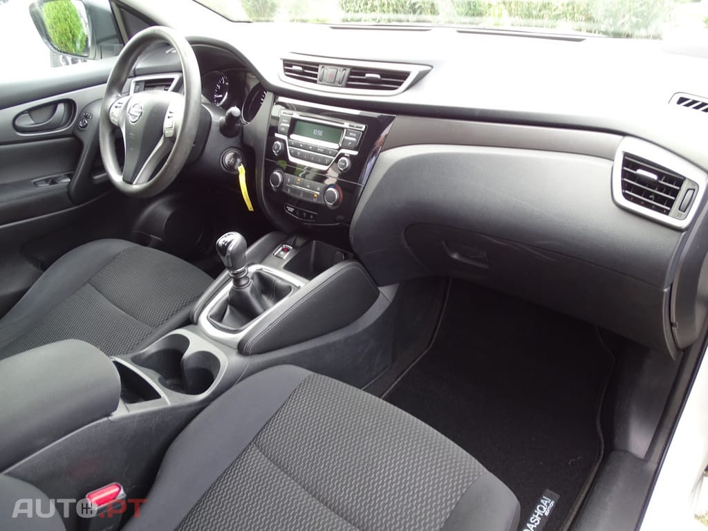 Nissan Qashqai 1.2 DIG-T Acenta