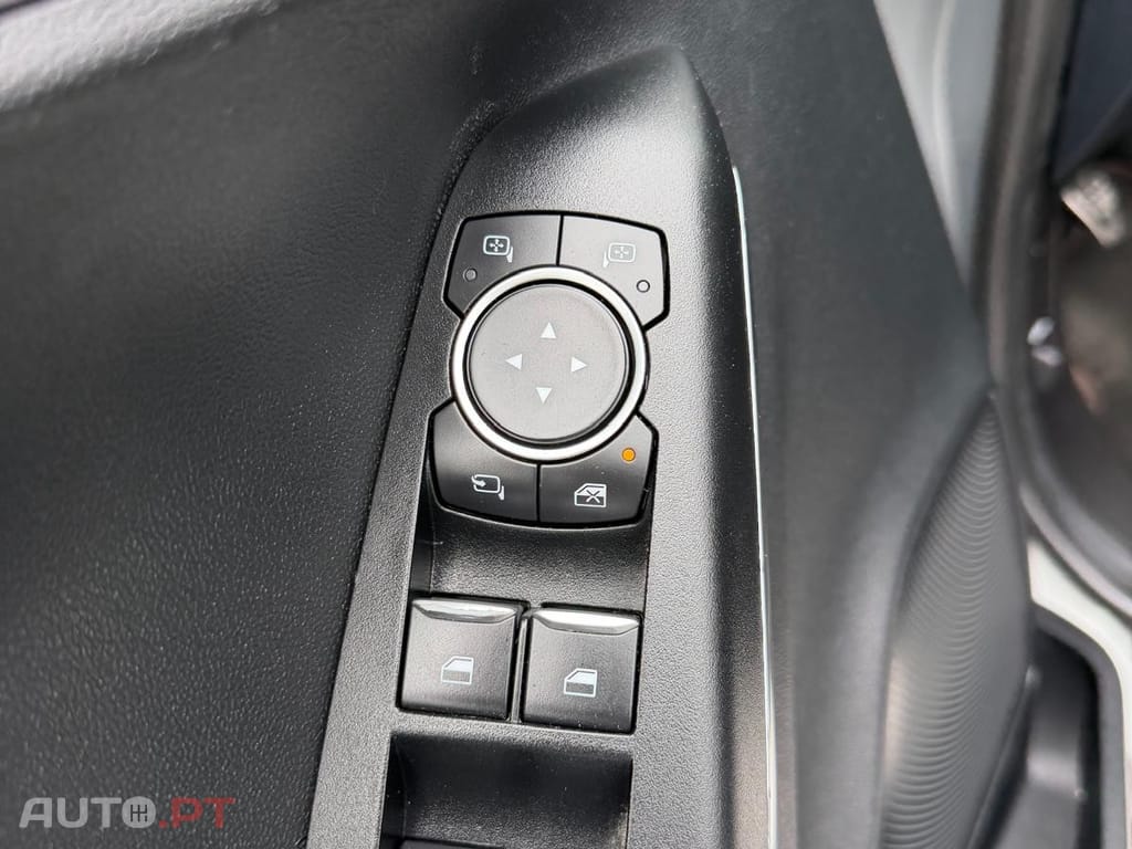 Ford Puma 1.0 EcoBoost MHEV ST-Line X