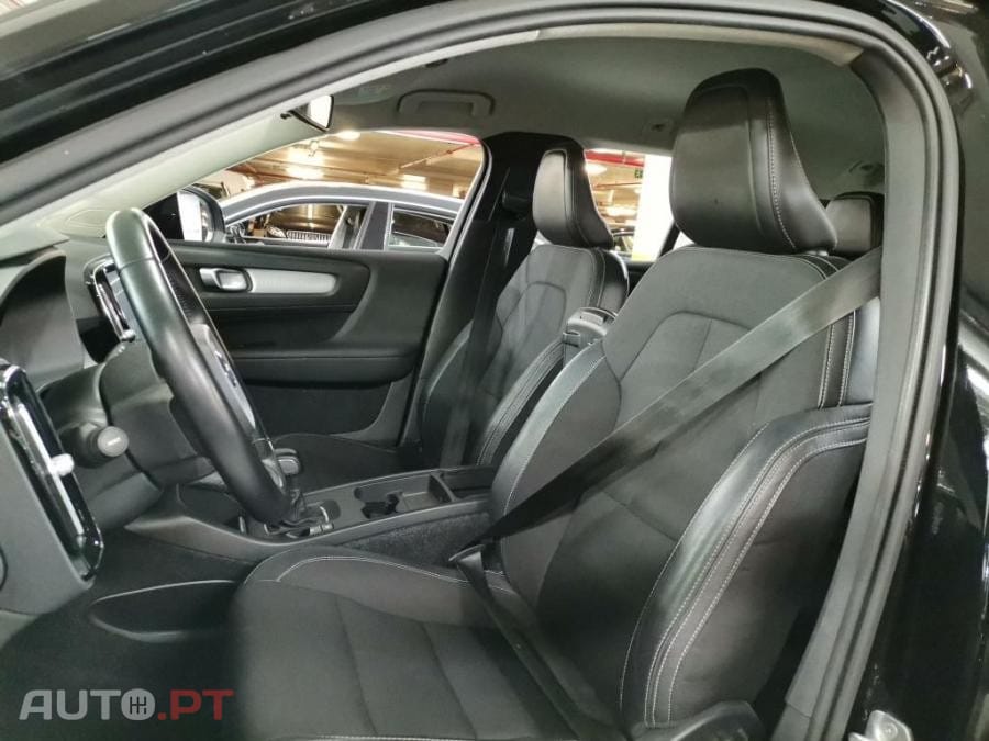 Volvo XC40 2.0 D3 Momentum