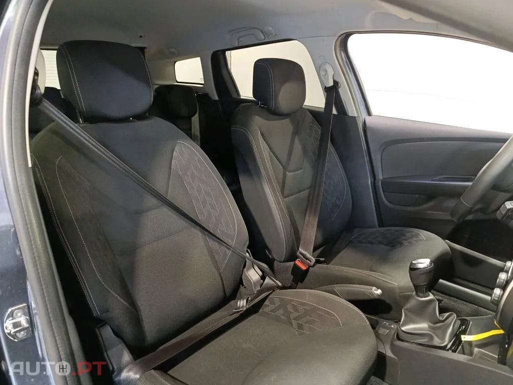 Renault Clio Sport Tourer 0.9 TCe Limited